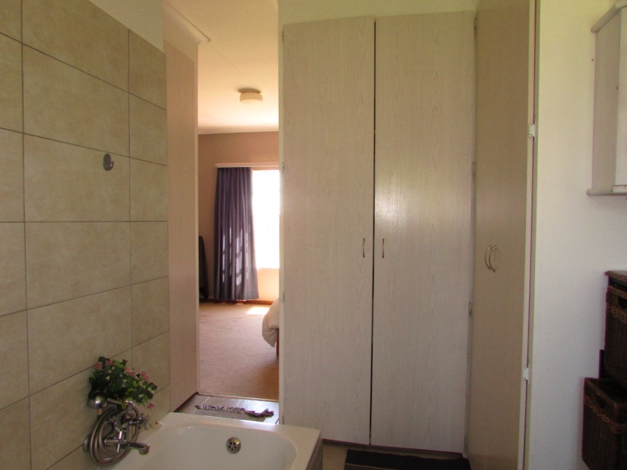 To Let Commercial Property for Rent in Sopieshoogte Sh Free State